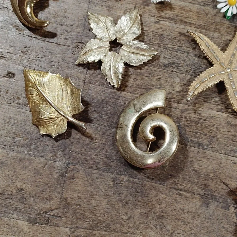 Lot 25 Floral Starfish Bee Brooch Pin Metal Rhinestone Multicolor Vintage Leaf